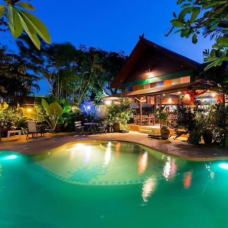 Shanti Lodge Phuket Chalong Extérieur photo