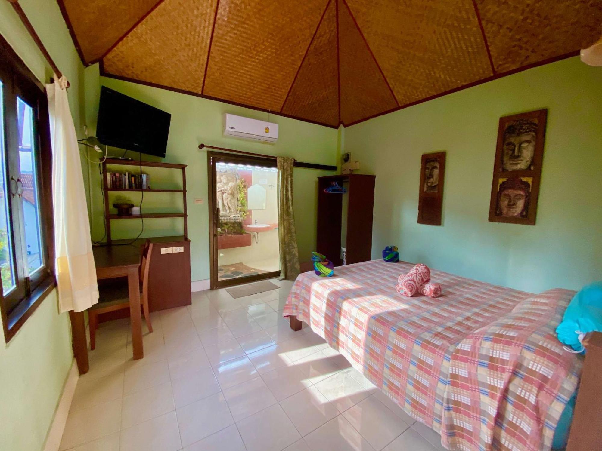 Shanti Lodge Phuket Chalong Extérieur photo