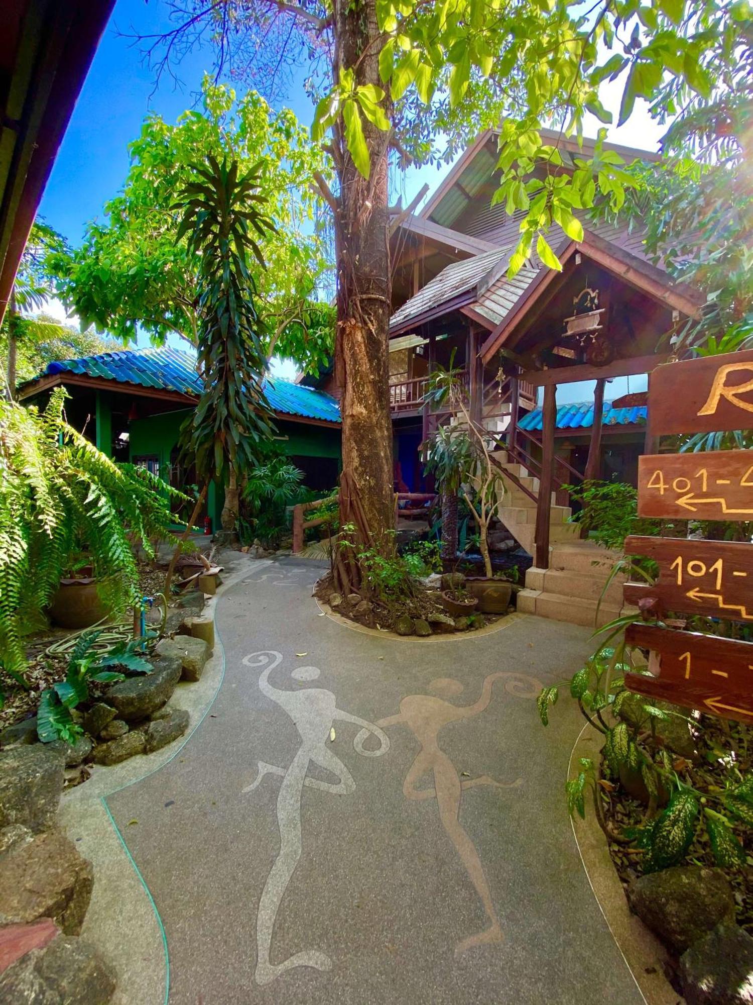 Shanti Lodge Phuket Chalong Extérieur photo