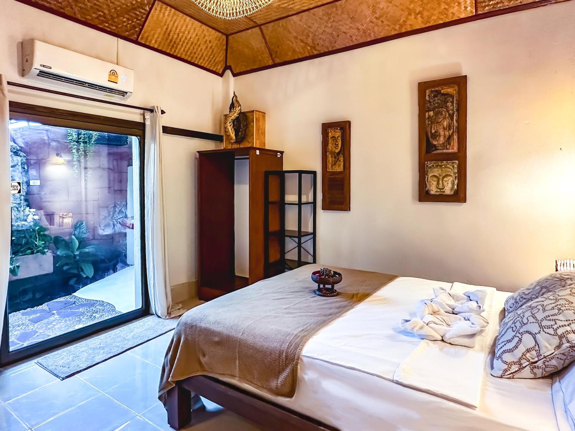 Shanti Lodge Phuket Chalong Extérieur photo