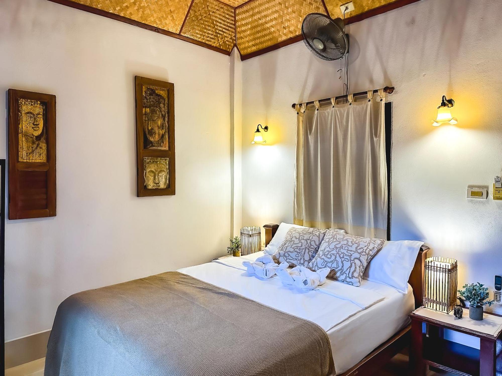 Shanti Lodge Phuket Chalong Extérieur photo